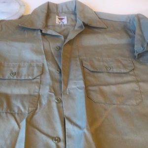 Dickies men’s shirt,light tan medium